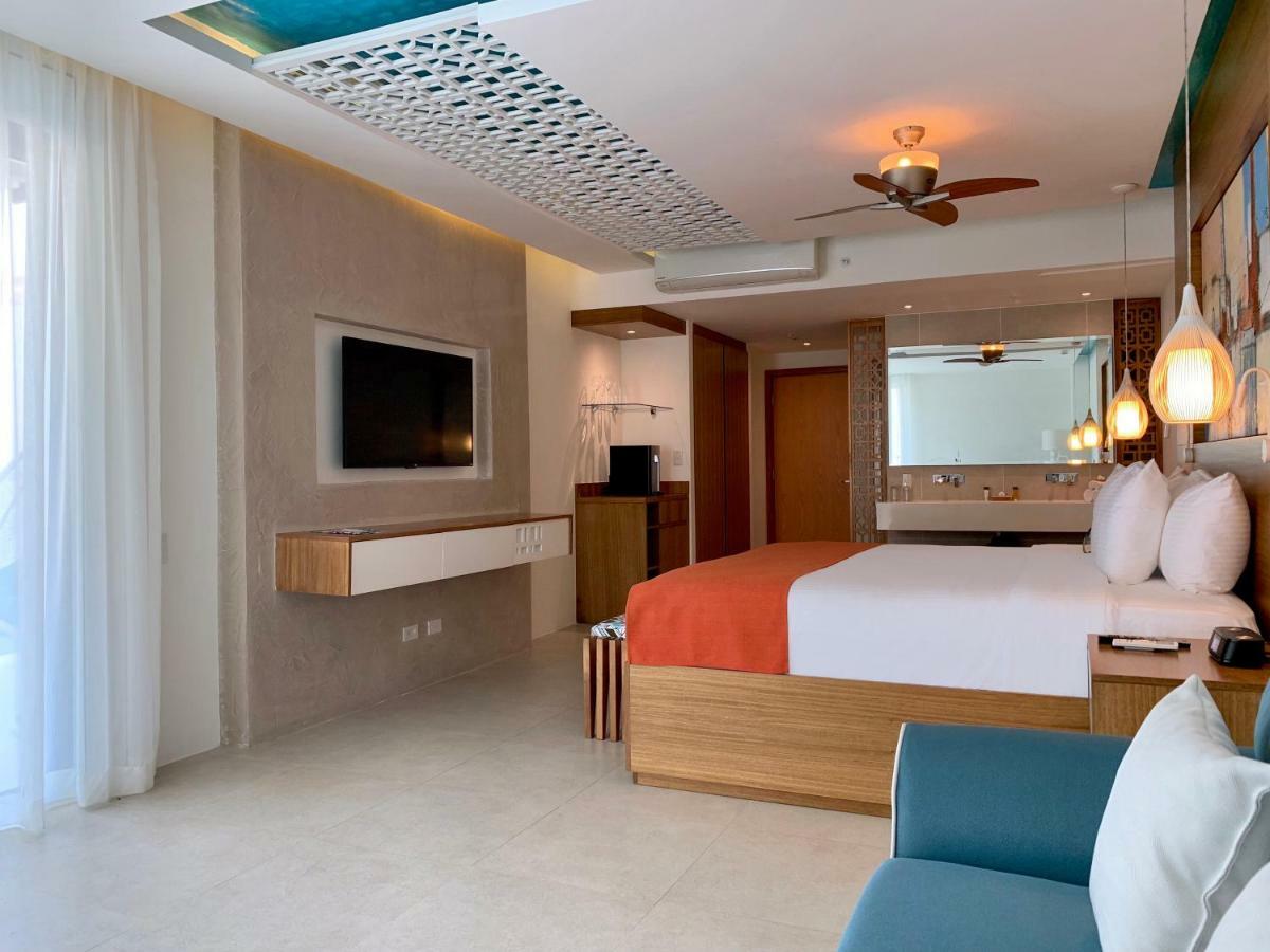 Azura Beach Resort (Adults Only) Самара Екстер'єр фото